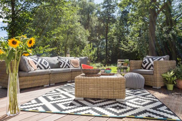 Outdoor Carpet Installation in Niagara Falls